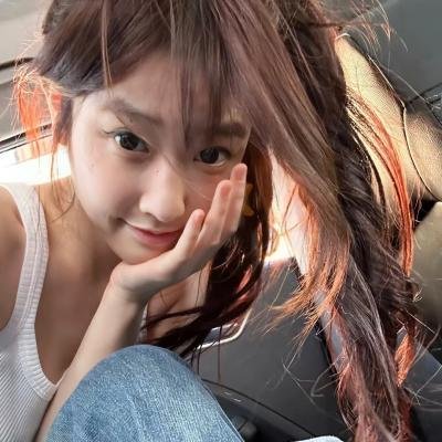 眼里余光都是你